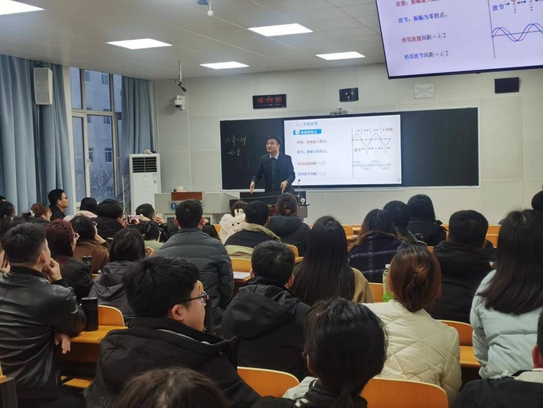 本次示范观摩旨在为新入职青年教师们提
